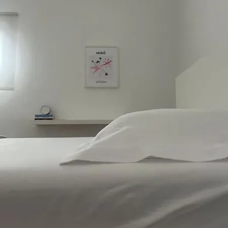 Cozy, Spacious, Newly Renovated Flat In Adamas Exterior photo