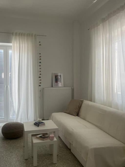 Apartment Cozy, Spacious, Newly Renovated Flat In Adamantas (Milos)